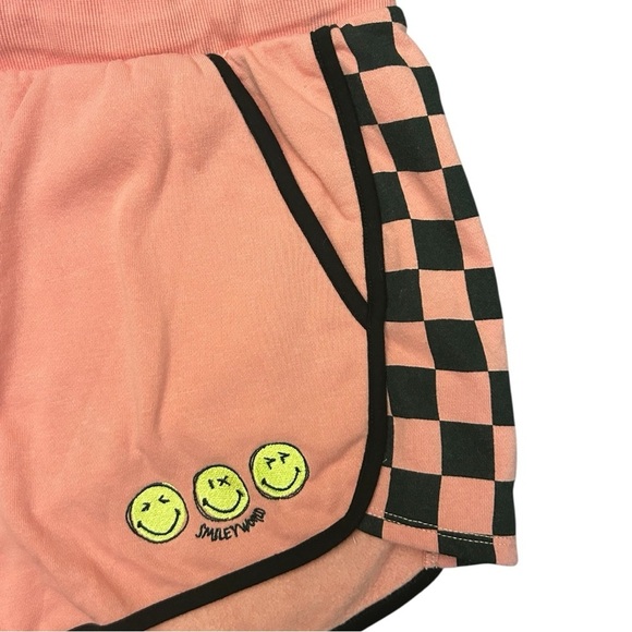 Torrid Vinyl Icons Pink Smiley Cozy Fleece Drawstring Shorts Size 1X (14/16) - Picture 5 of 11